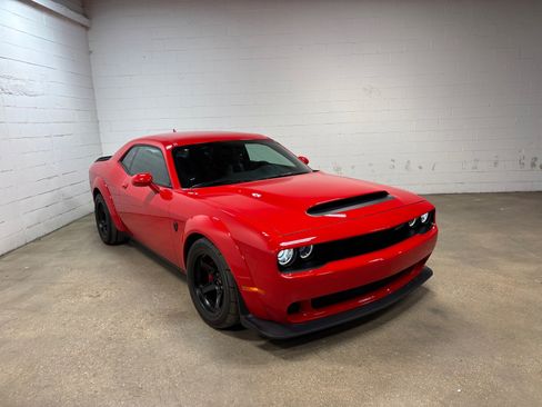 Used 2018 Dodge Challenger SRT Demon RWD image 4