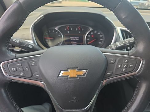 Used 2022 Chevrolet Equinox LT AWD/4WD image 15