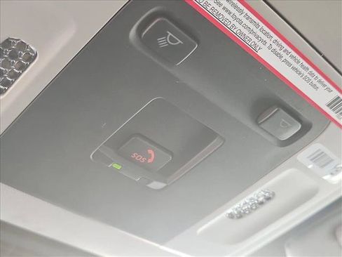Used 2025 Toyota Camry LE FWD image 20