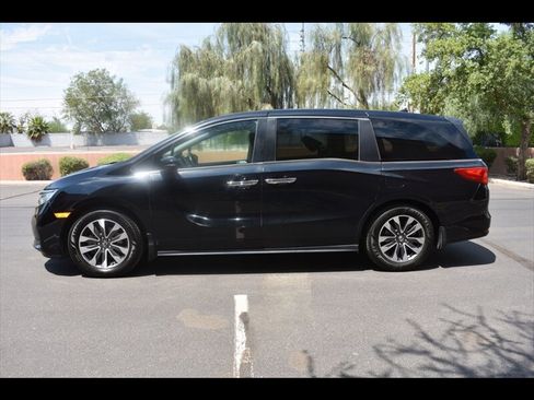 Used 2021 Honda Odyssey EX-L image 4