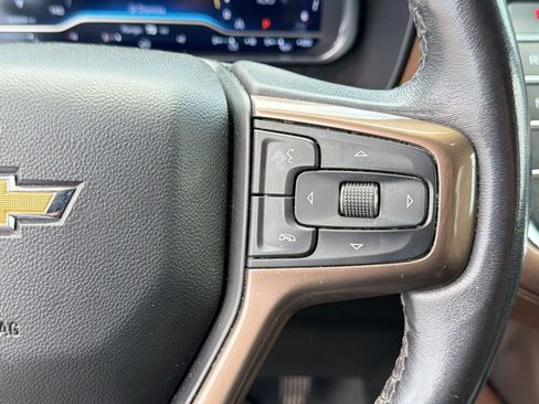 Used 2023 Chevrolet Suburban High Country w/ Premium Package 2 RWD image 25
