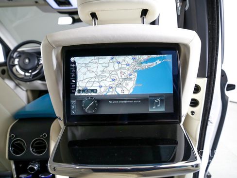 Certified 2023 Rolls-Royce Cullinan w/ Cullinan Package AWD/4WD image 29