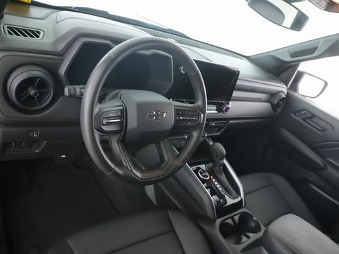 Used 2024 Chevrolet Colorado Trail Boss image 17
