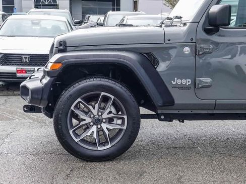 Certified 2021 Jeep Wrangler Sport S image 9