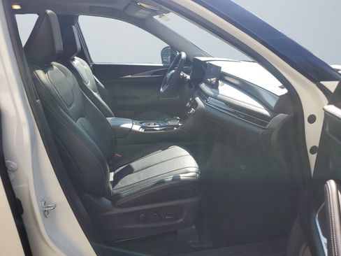 Used 2023 INFINITI QX60 Luxe w/ Performance Audio Package AWD/4WD image 15