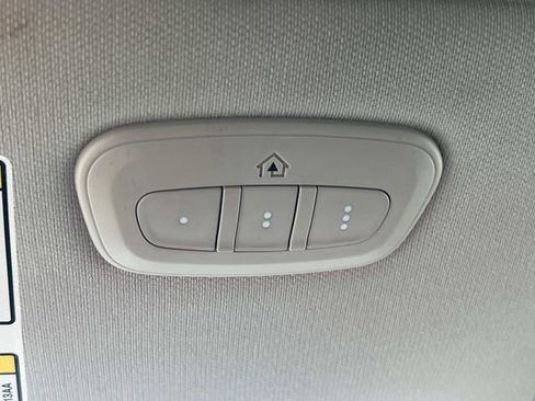 Used 2016 Jeep Cherokee Limited AWD/4WD image 29