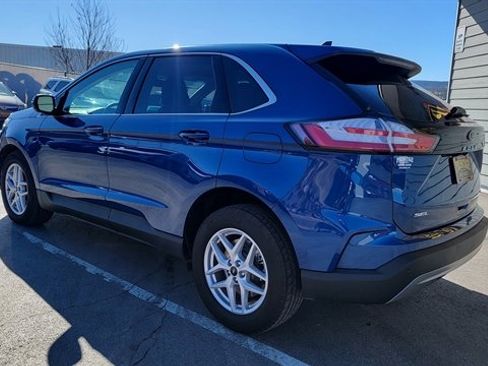 Used 2024 Ford Edge SEL image 8