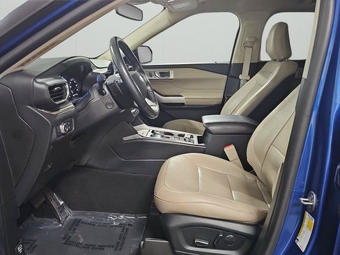 Used 2020 Ford Explorer Limited AWD/4WD image 10