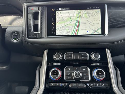 Used 2024 GMC Yukon XL Denali w/ Denali Reserve Package AWD/4WD image 20