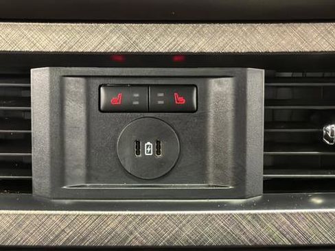 Used 2023 Ford F350 King Ranch w/ Chrome Package image 37