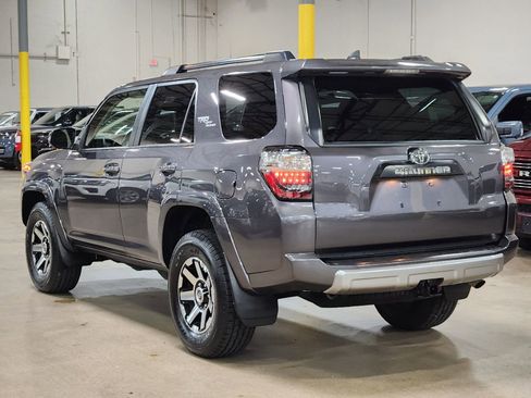 Used 2021 Toyota 4Runner TRD Off-Road Premium AWD/4WD image 11