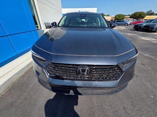 Used 2024 Honda Accord EX image 2