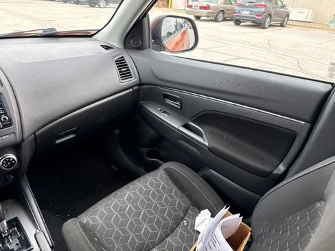 Used 2022 Mitsubishi Outlander Sport FWD image 17