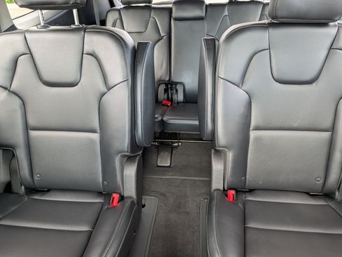 Certified 2024 Kia Telluride S w/ S Sunroof Package AWD/4WD image 13