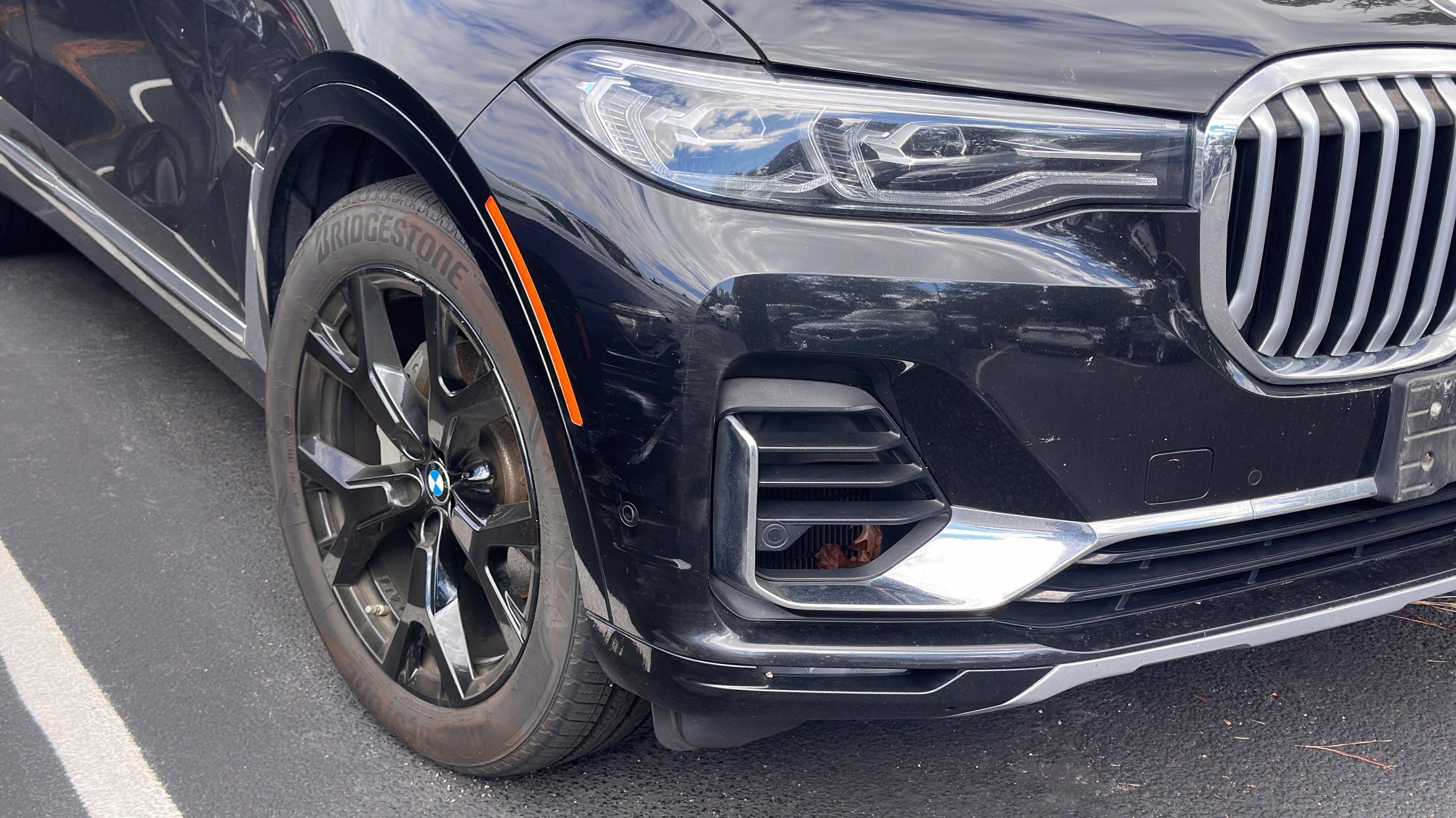 Used 2020 BMW X7 xDrive40i w/ Premium Package AWD/4WD image 2