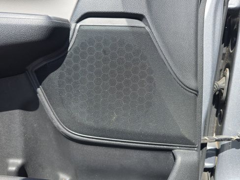 Used 2017 Honda CR-V LX image 15