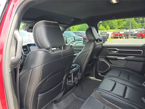 Used 2023 RAM 1500 Laramie AWD/4WD image 16