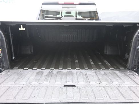Used 2023 GMC Sierra 1500 SLT w/ SLT Premium Plus Package AWD/4WD image 11