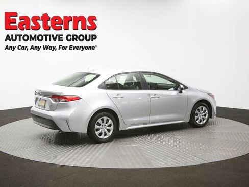 Used 2023 Toyota Corolla LE FWD image 38