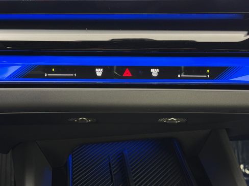 Used 2024 BMW i5 eDrive40 w/ M Sport Package image 35