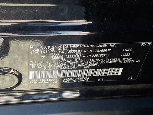 Used 2019 Toyota RAV4 LE AWD/4WD image 28