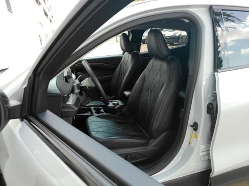 Used 2023 Ford Mustang Mach-E Select RWD image 15