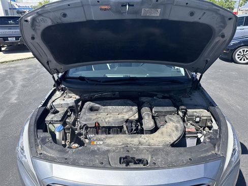 Used 2016 Hyundai Sonata SE w/ Winter Weather Package FWD image 31