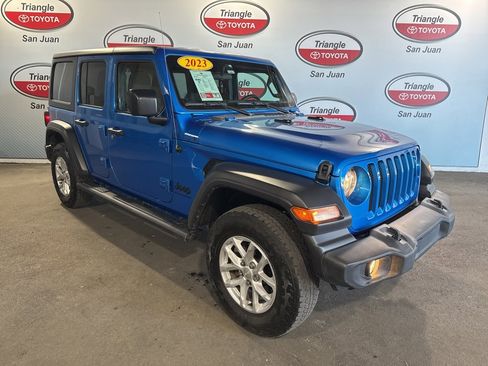 Used 2023 Jeep Wrangler Sport S image 3