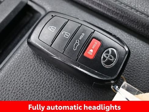 Certified 2024 Toyota Grand Highlander AWD image 18