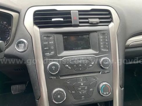 Used 2017 Ford Fusion S FWD image 15