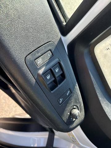 Used 2025 RAM ProMaster 2500 w/ Convenience Group FWD image 17