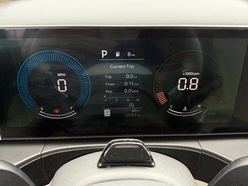 Certified 2025 Hyundai Santa Fe SEL FWD image 18