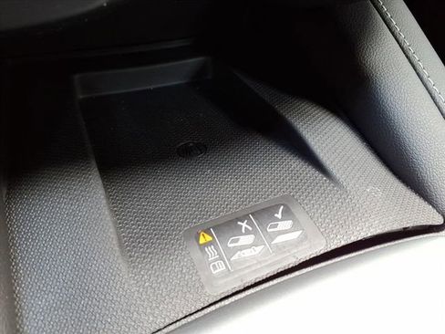 Used 2024 Chevrolet Blazer LT w/ Convenience Package image 35