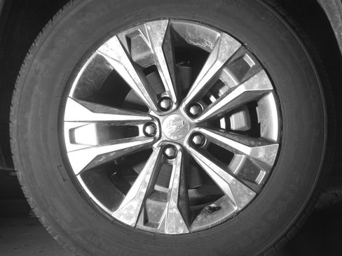Used 2025 Chevrolet Equinox LT FWD image 13