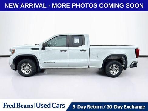 Used 2020 GMC Sierra 1500 Base w/ Sierra Value Package image 4
