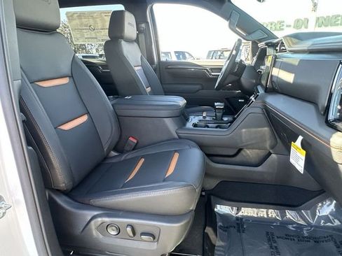 New 2026 GMC Sierra 1500 AT4 w/ AT4 Premium Package AWD/4WD image 29