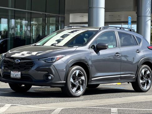 Certified 2025 Subaru Crosstrek 2.5i Limited w/ Crosstrek Mirror Package image 10