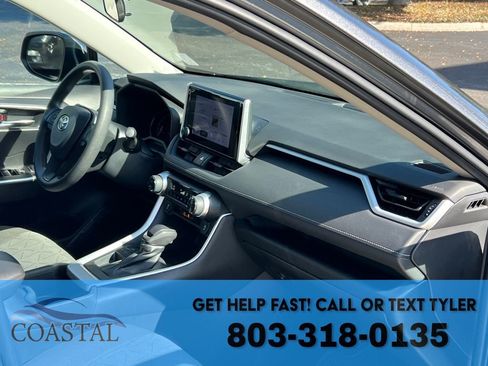 Used 2023 Toyota RAV4 XLE w/ Convenience Package image 29