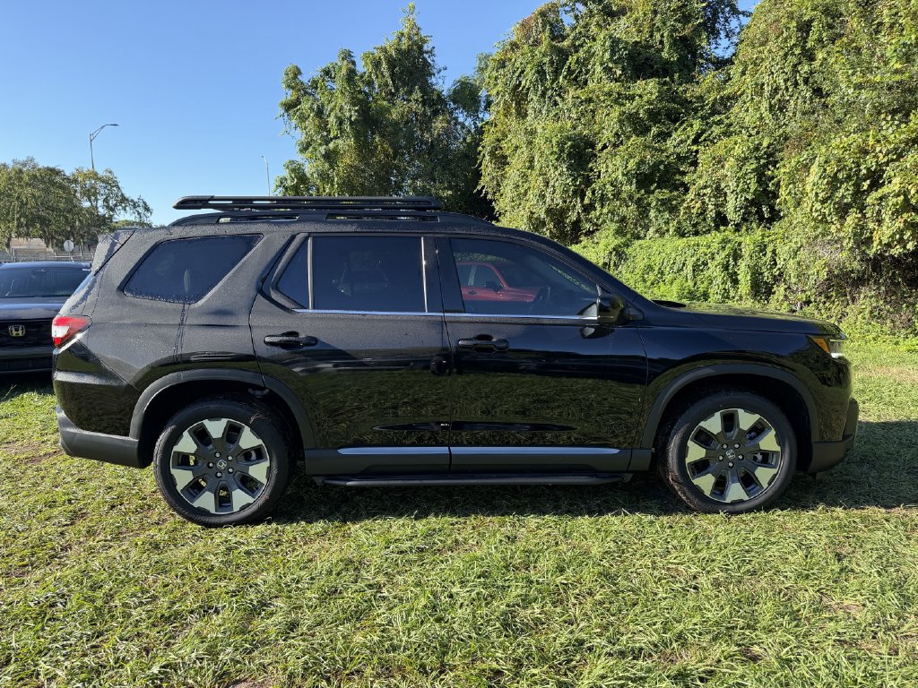 New 2026 Honda Pilot Elite image 3