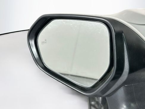 Used 2024 Toyota Camry XSE FWD image 16