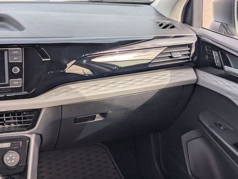 Used 2023 Volkswagen Taos S w/ Driver Assistance Package image 18