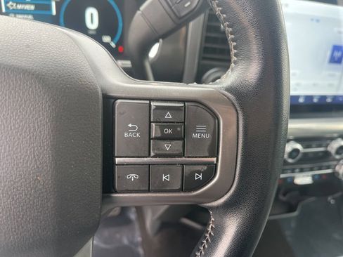 Used 2022 Ford F150 Lariat w/ Equipment Group 501A Mid image 27