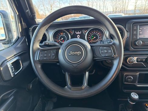 Used 2021 Jeep Wrangler Unlimited Sport image 12