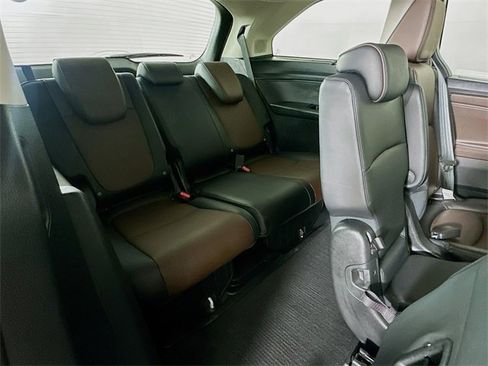 Certified 2025 Honda Odyssey Elite image 8