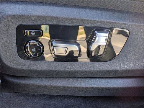 New 2026 BMW XM Label Red image 4