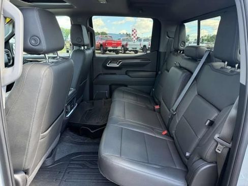 Used 2024 GMC Sierra 1500 Elevation w/ Elevation Premium Package AWD/4WD image 15