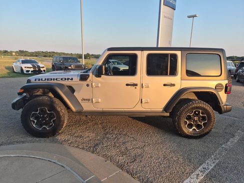 Used 2023 Jeep Wrangler Unlimited Rubicon 4xe AWD/4WD image 5