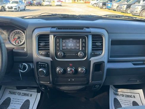 Used 2015 RAM 1500 Express image 18