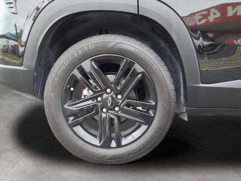 Used 2024 Chevrolet Trax ACTIV w/ Sunroof Package image 19