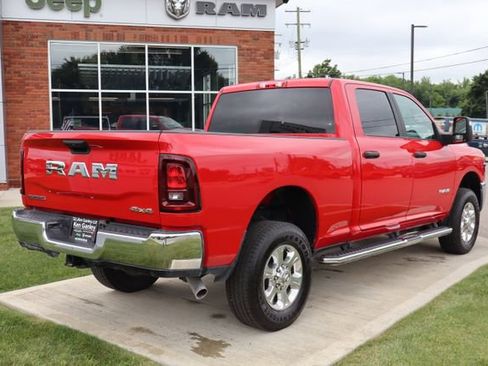 Used 2026 RAM 2500 Big Horn AWD/4WD image 40